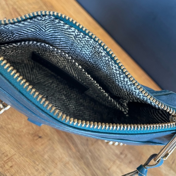 Rebecca Minkoff teal crossbody bag - Picture 3 of 4